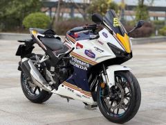 Honda CBR400R - ფოტო 1