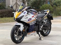 Honda CBR400R - ფოტო 7
