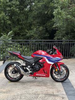 Honda CBR400R - photo 4