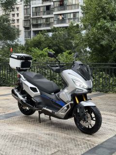 KYMCO Xciting X350 - photo 2