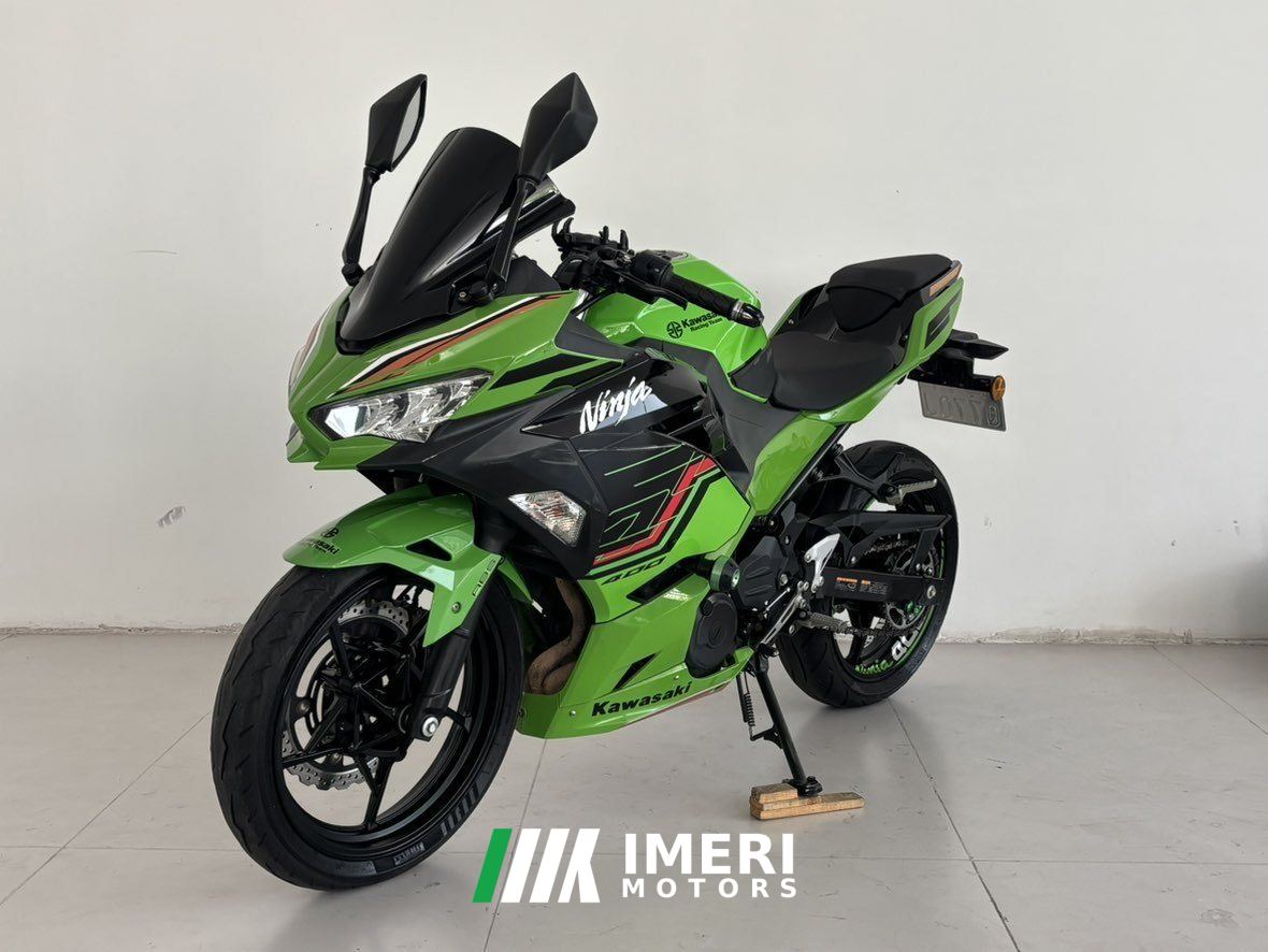 2022 Kawasaki Ninja 400