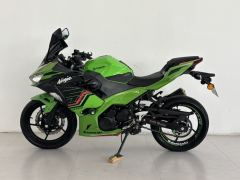 Kawasaki Ninja 400 - photo 6