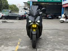 Yamaha XMAX 300 cc - photo 2