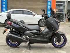 Yamaha XMAX 300 cc - photo 4