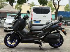 Yamaha XMAX 300 cc - photo 6