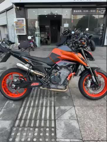 2022 KTMR2R 790 Duke 800 cc