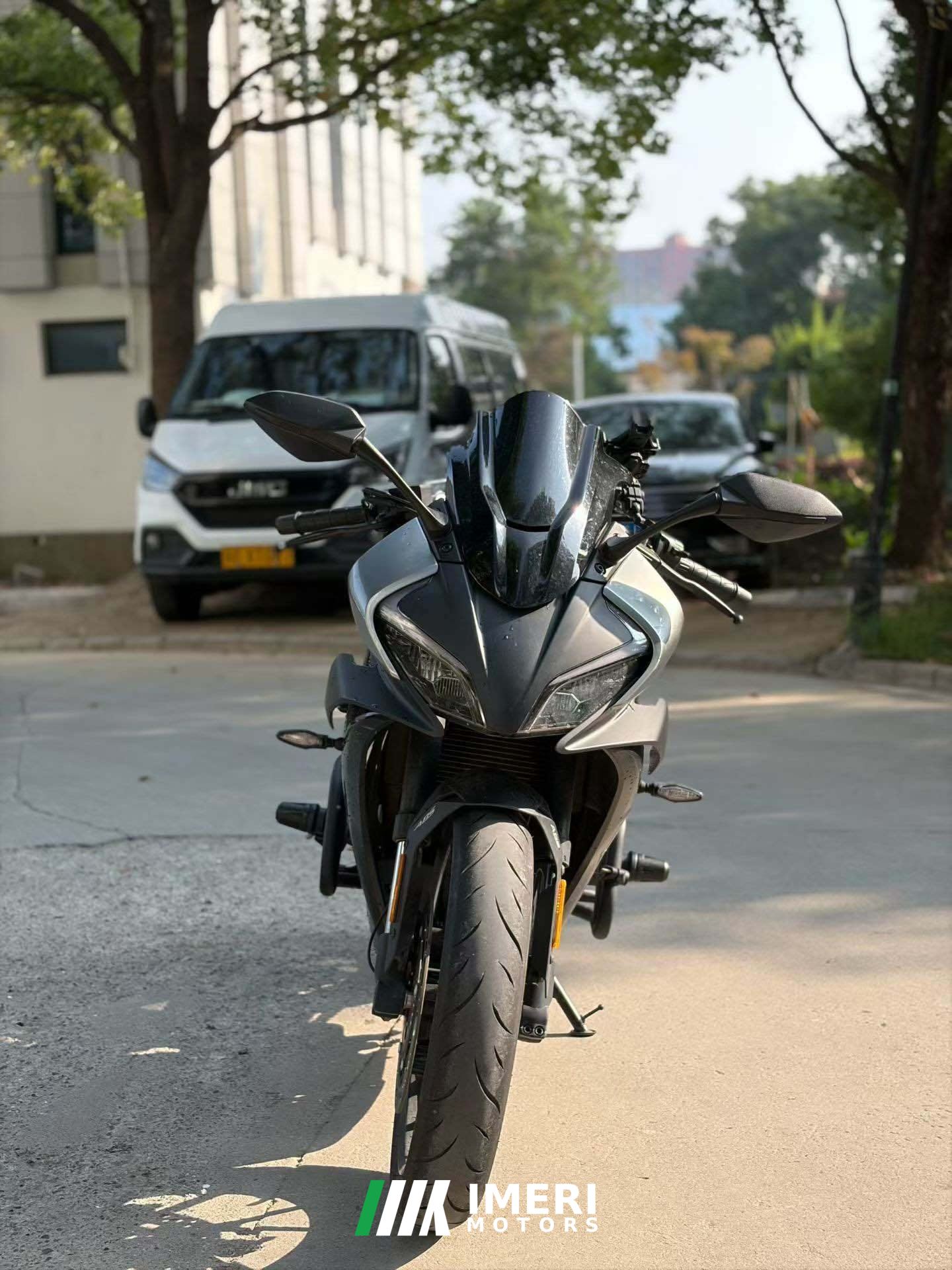 2023 CFMOTO 250SR