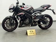 Triumph Street Triple 765 - photo 1