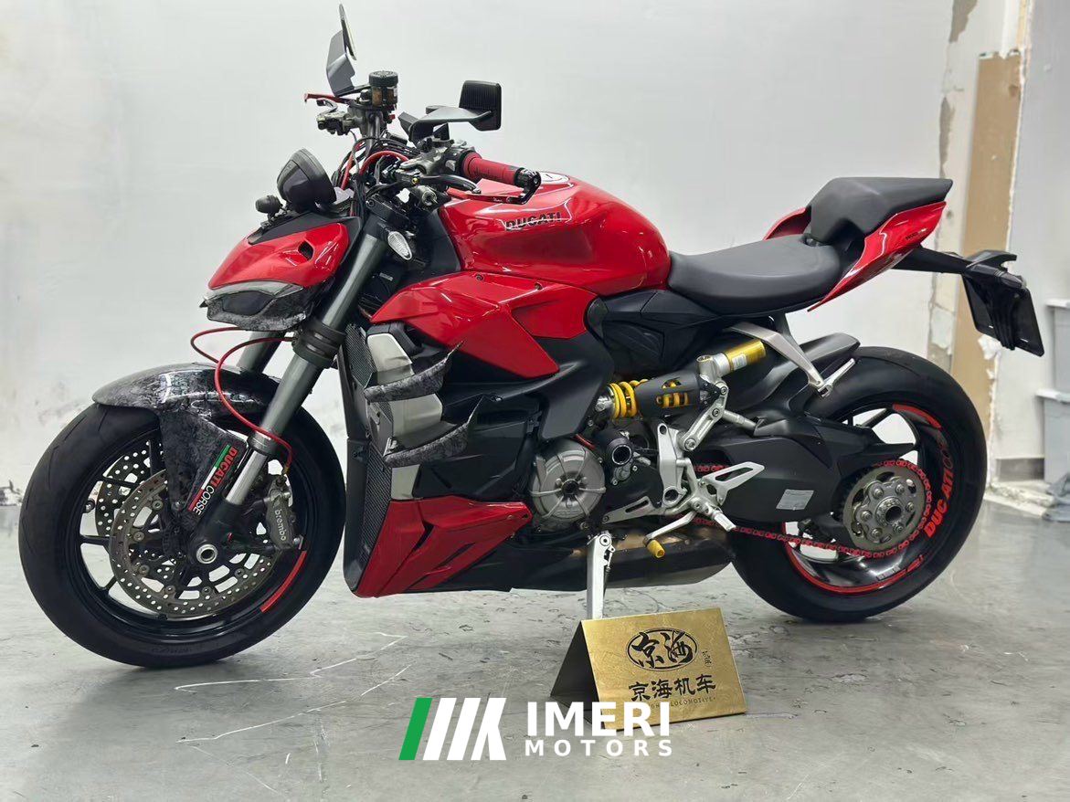 2023 Ducati Street Fighter V2 900 cc