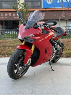 Ducati SuperSport 939 cc - photo 2