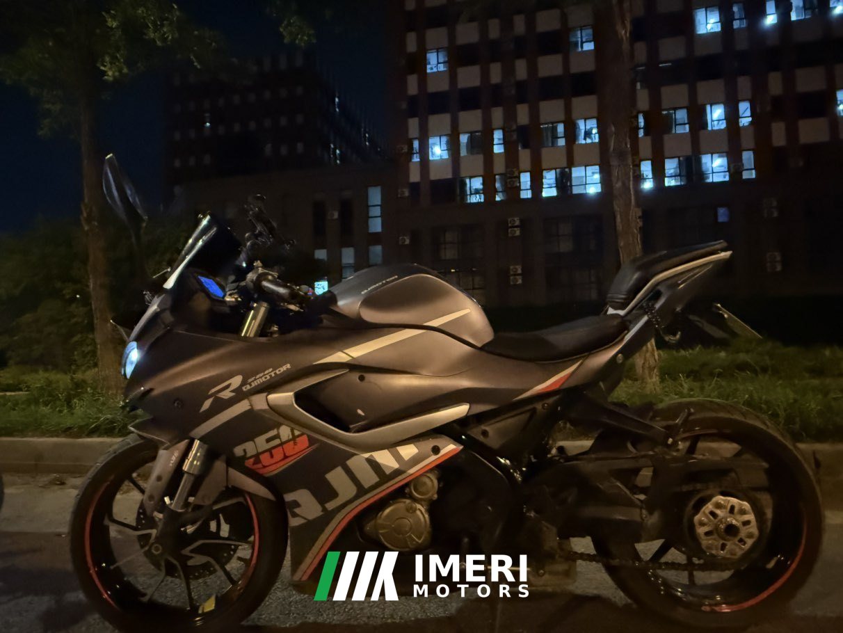 2022 QJMOTOR SRK 250