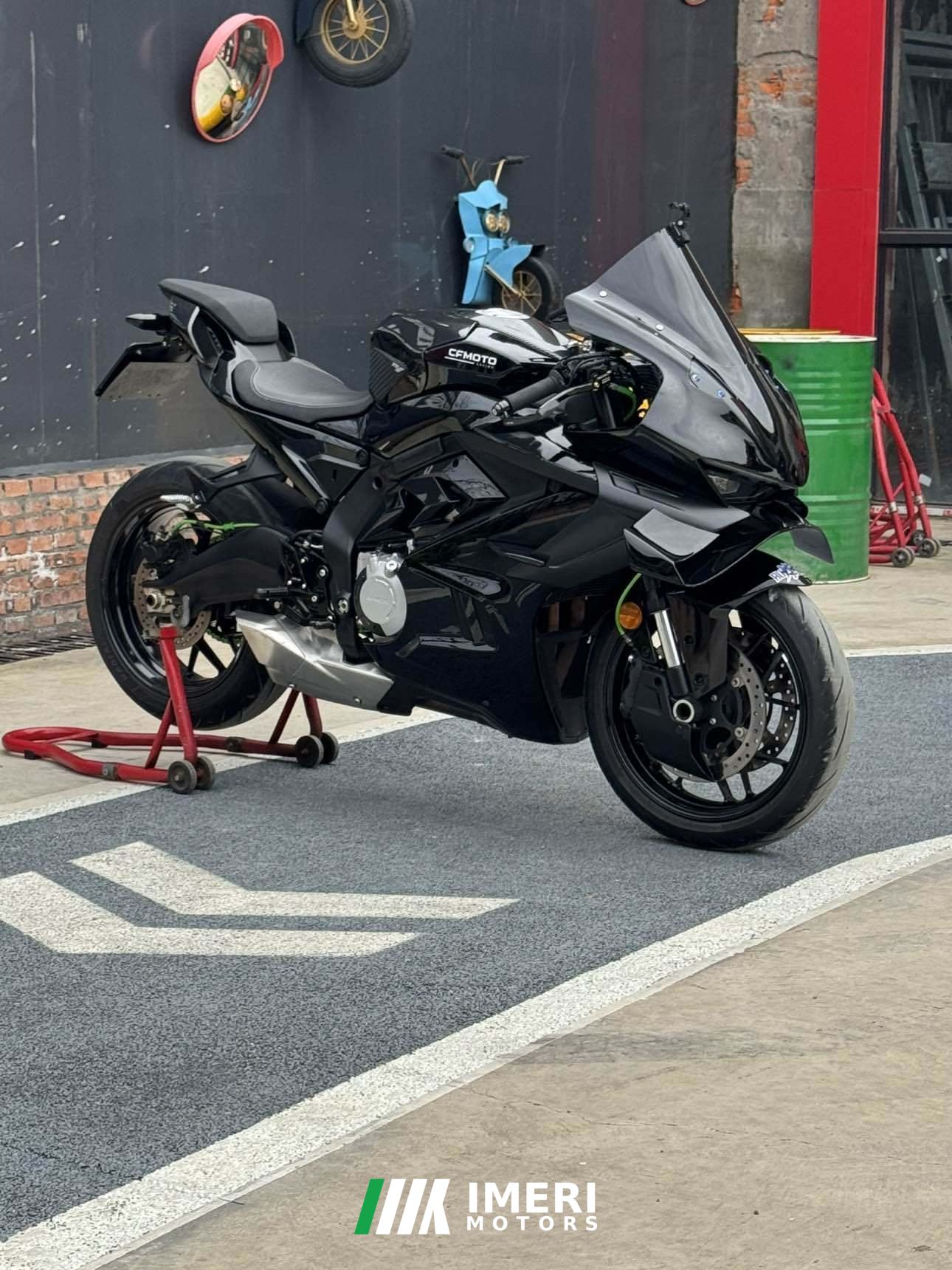 2024 CFMOTO 675SR-R