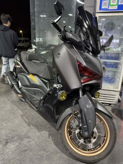 Yamaha XMAX 300 cc - photo 1