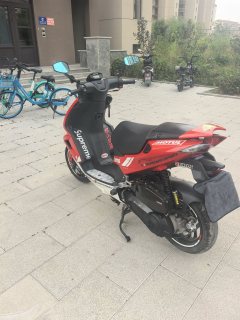 Peugeot SPEEDFIGHT 4+ 150 cc - ფოტო 3