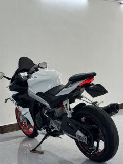 Aprilia RS 660 - photo 9