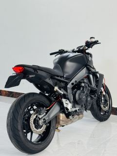Yamaha MT-09 900 cc - photo 7
