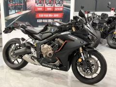 Honda CBR650R - photo 2