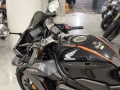 Honda CBR650R - photo 6