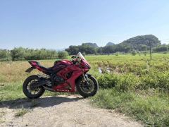 Honda CBR650R - фото 1