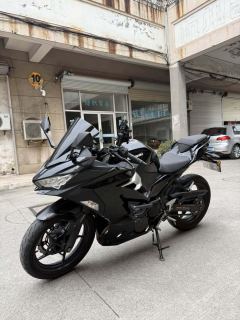 Kawasaki Ninja 400 - ფოტო 2