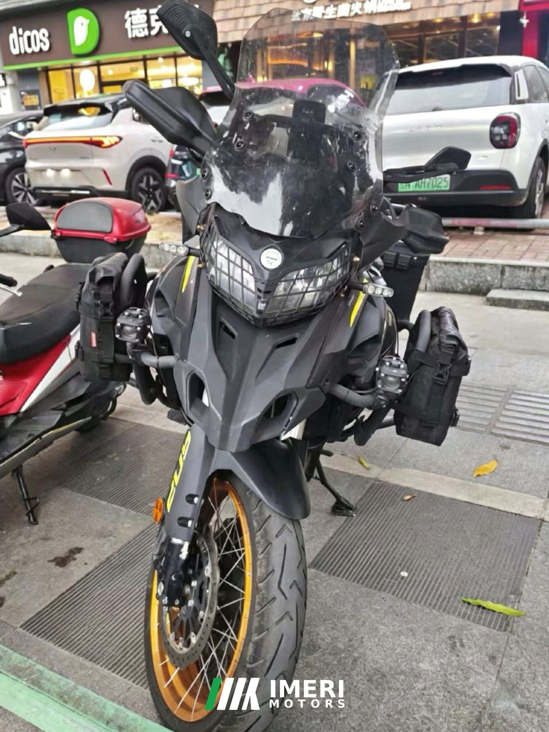 Benelli TRK502 500 cc - motorcycle from China