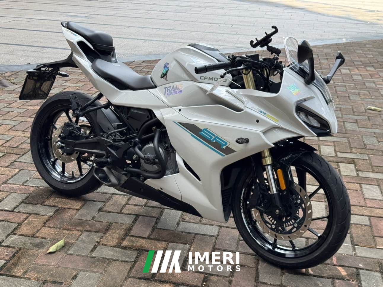 2023 CFMOTO 250SR