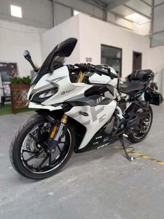 CFMOTO 250SR - photo 1