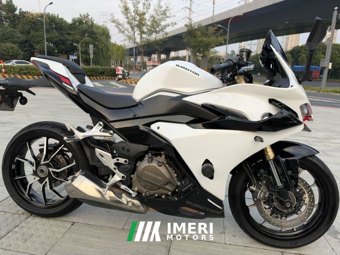 QJMOTOR SRK 450 - мотоцикл из Китая