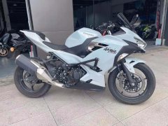 Kawasaki Ninja 400 - ფოტო 1