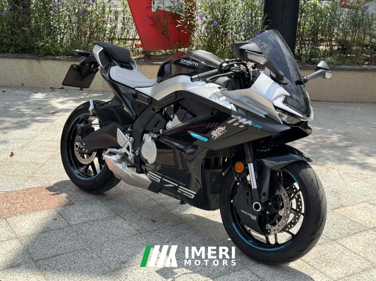 2024 CFMOTO 675SR-R