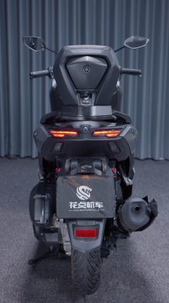 Yamaha NMAX 155 cc - ფოტო 9