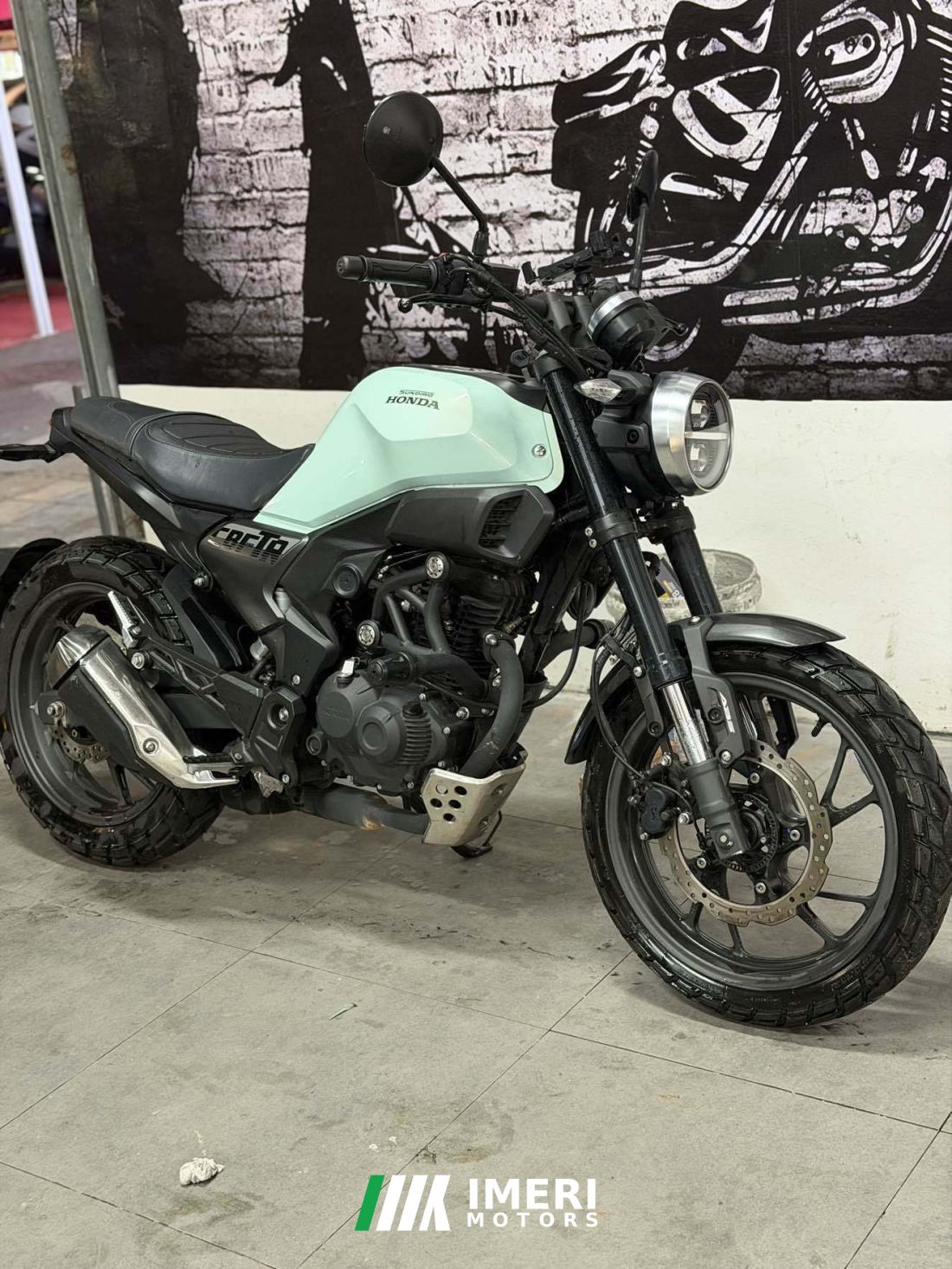 Sundiro Honda CBF190TR - мотоцикл из Китая