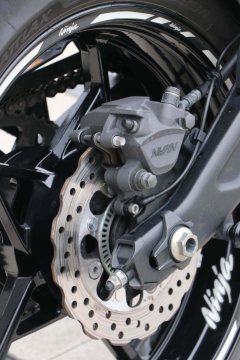 Kawasaki Ninja 650 - ფოტო 11