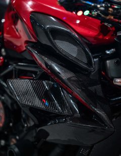 MV Agusta Brutale 800 - ფოტო 7
