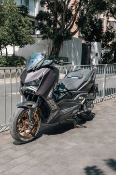 Yamaha XMAX 300 cc - ფოტო 10