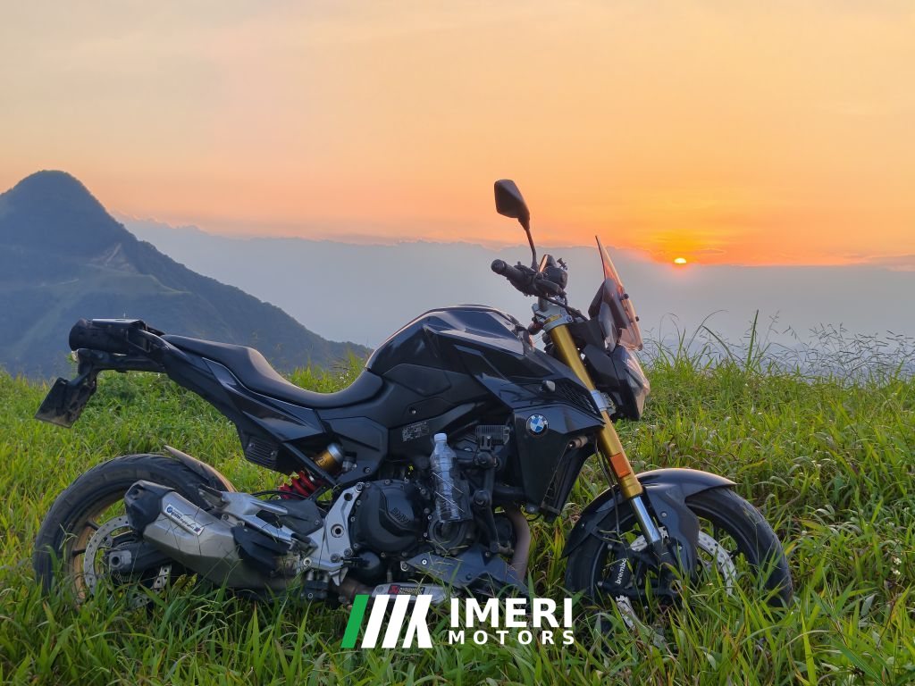2021 BMW F 900 R