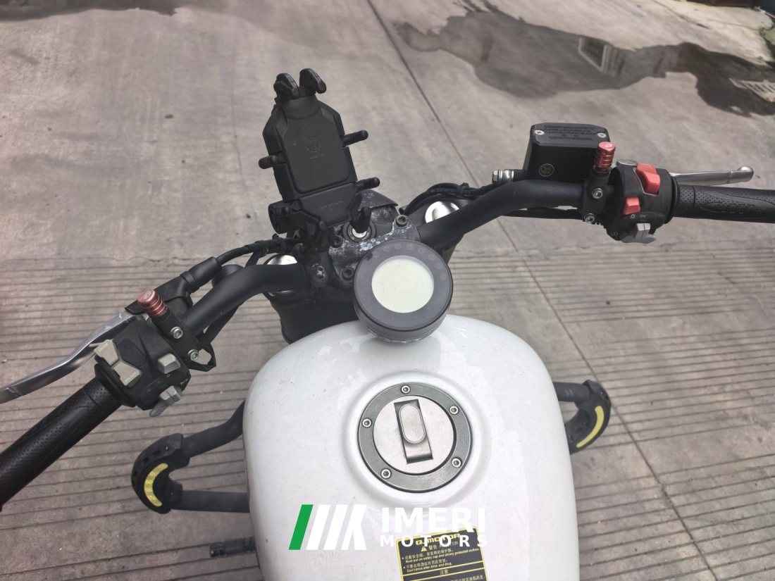 QJMOTOR Flash 300 - motorcycle from China
