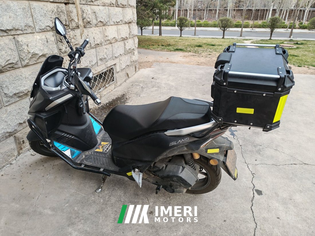 QJMotor Lightning Dog 150 - motorcycle from China