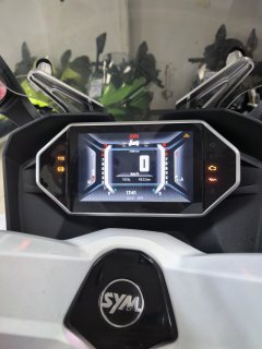 SYM Cruisym 400 - ფოტო 4