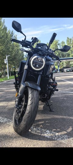 Honda CB650R - ფოტო 3