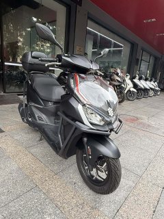 QJMOTOR 150RS - ფოტო 3