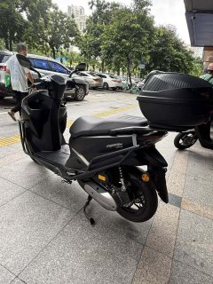 QJMOTOR 150RS - ფოტო 5