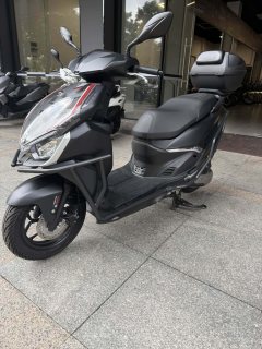 QJMOTOR 150RS - ფოტო 6