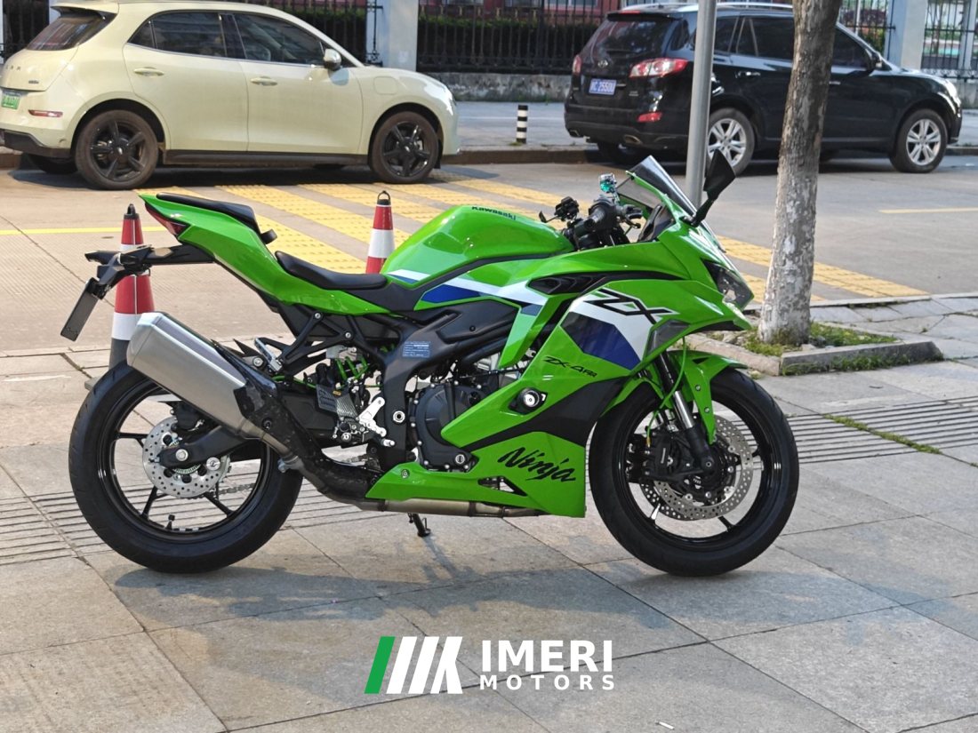 Kawasaki ZX-4R 400 cc - мотоцикл из Китая