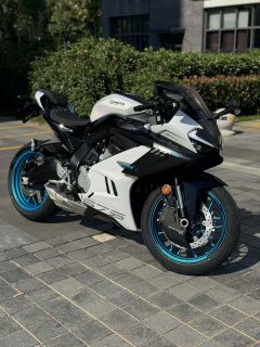 CFMOTO 675SR-R - ფოტო 1