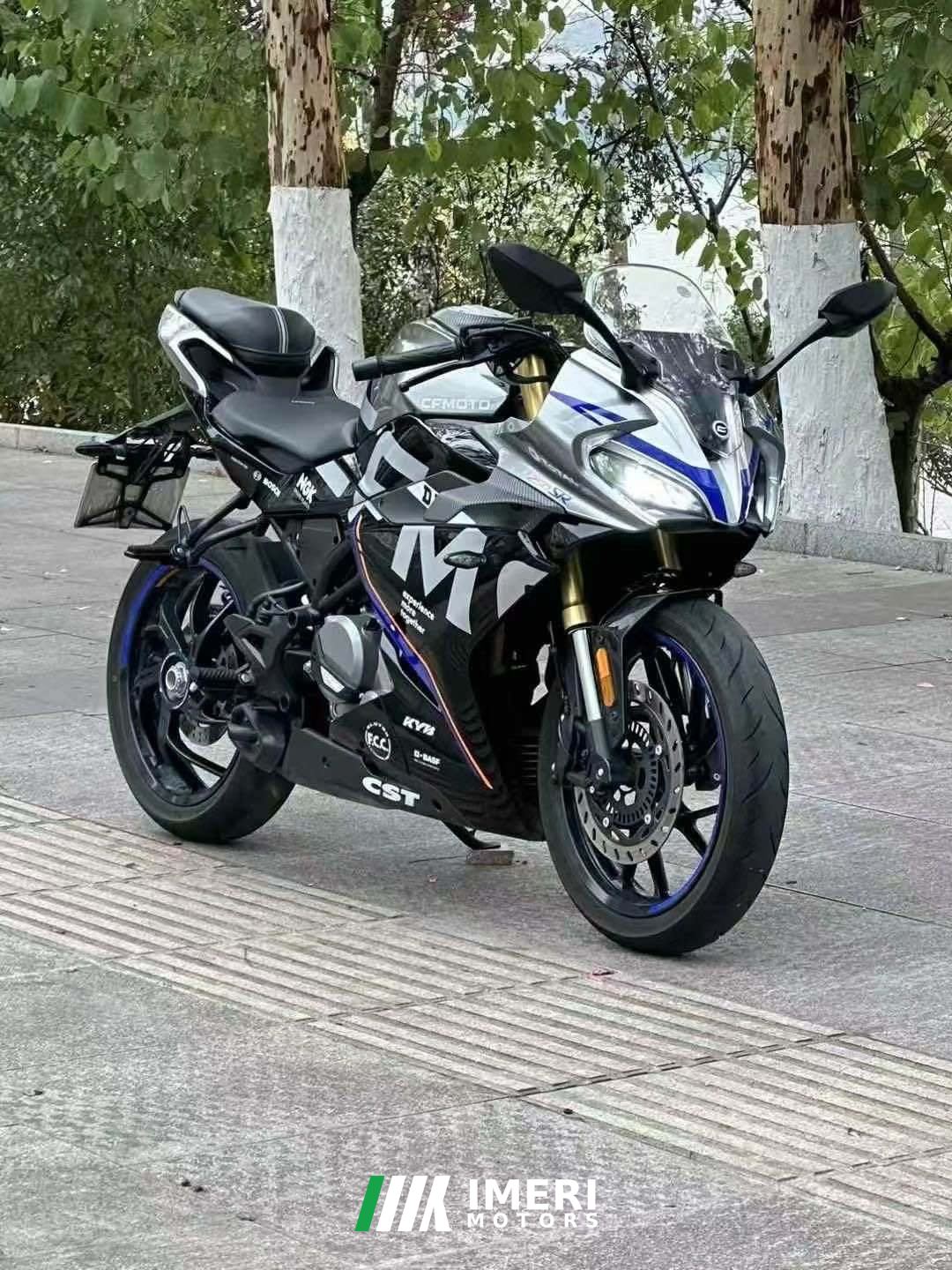 2022 CFMOTO 250SR