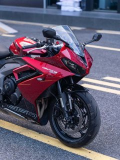 Triumph Daytona 660 - ფოტო 7