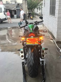 Kawasaki Z1000 - ფოტო 5