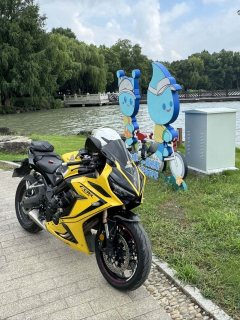 Honda CBR650R - ფოტო 3
