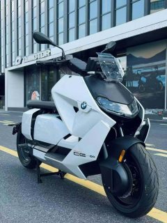 BMW CE 04 - ფოტო 1